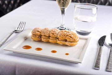 Paris River Seine Boat Cruise Tour with options Lunch and Dinner