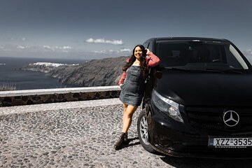 Santorini Unlocked: Private Tour with Local Guide & Driver