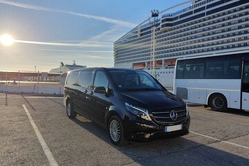 Transfer from the Port to the Airport, Marseille city or AIX TGV