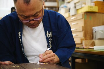 Discover the Skilled Artisan Kiri Wood Inlay Craft with a Guide