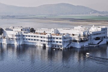 Royal Rajasthan Private Tour By Car with a Driver