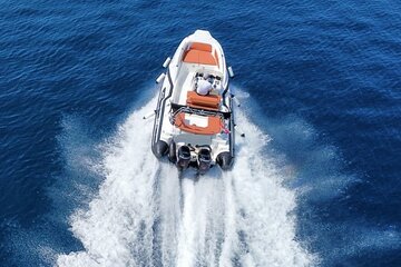 Charter "Patricia" Makarska- Private Speed Boat Tour 