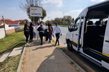 Shuttle Service O.R Tambo, Lanseria to Sun City, Pilanesburg