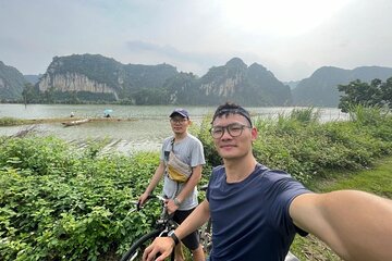 Hanoi hidden gems: Biking Cuu, Quang Phu Cau & Quan Son Lake