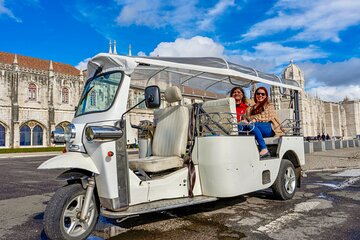 Belém in 2h: History, Monuments and Pastries by Tuk Tuk