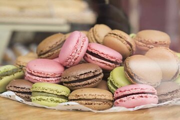 Paris Street Food Tour With a Private Local Guide