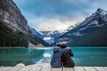 Moraine Lake & Lake Louise Sunset & Wildlife Adventure