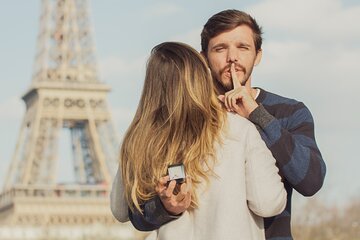 Private Proposal Photoshoot in Paris