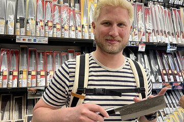 Asakusa: Japanese kitchen knife store visits after history tour