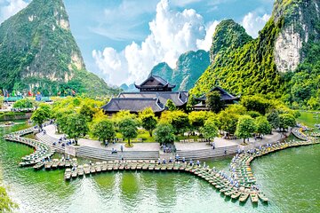 Ninh Binh Luxury Day Tour in Bai Dinh, Trang An and Mua Cave