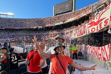 Soccer Match in Buenos Aires with Transfers and Local Guide