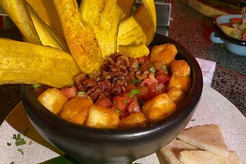 Tour and knowledge of Colombian street-local food