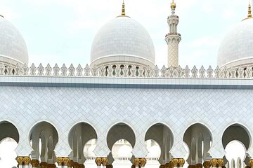 Private Full Day Tour Abu Dhabi Ferrari World Visit From Dubai