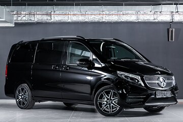 Rome to Fiumicino Airport Luxury Transfer V Class