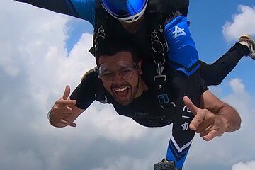 Spectacular Skydiving Experience from Medellin