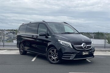 Private Luxury Airport Transfer to/from Central Auckland