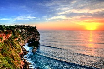 Southern Bali Highlights & Uluwatu Temple 