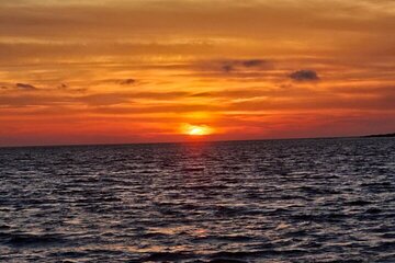 Dreamy Sails - Sunset Tour With Dinner And Wine