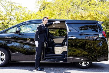 Kyoto City to Osaka City Private Taxi Transfers