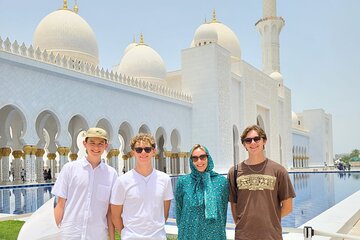 Sheikh Zayed Grand Mosque-Entry to the Masterpiece with Transfer