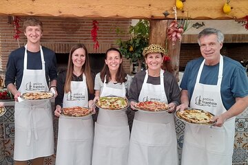 Sorrento Pizza Making Class with Local Pizzaiolo Hands on 100%