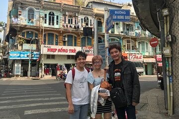 Saigon tour Walking Chinatown or HCM city walking food tour