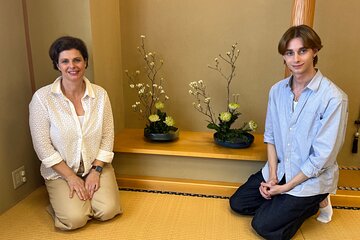 2 Hours Flower Arranging (Ikebana) Class @Temple /Tokyo・Ota-ku