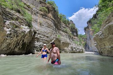 Osum Canyon Sightseeing Journey and free Time for Exploration