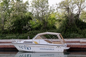 6-hour tour of Murano, Burano and Torcello by private boat