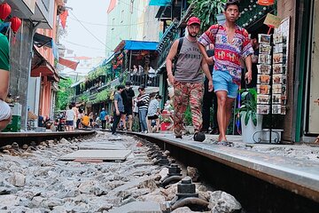  Private Hanoi City Train Track Tour with Puppet Show 