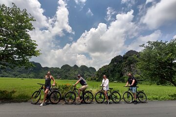 Mua Cave Tam Coc Hoa Lu Private Tour (Boat, Cycle, Local Family)