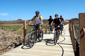 Discover Lobos en Ebike on Your Own