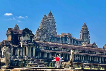 Siem Reap: Local French Speaking Guide for Angkor Wat Day Tour 