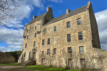 Private 'Outlander' Film Locations Day Trip from Edinburgh