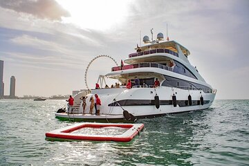 Superyacht Gastronomic Cruise In Dubai with Transfers Option