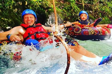 Private Rio Celeste Tubing & Sloth Trail from Guanacaste