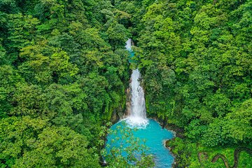Rio Celeste Hiking from Arenal - National Park Guided Tour