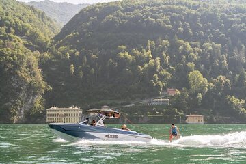 Boat tour with water sports on Lake Como