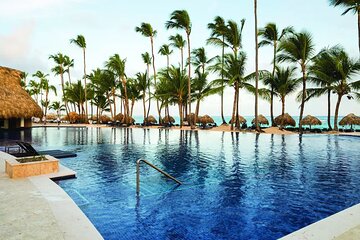 Santo Domingo Airport and Royalton Punta Cana Private Transfer