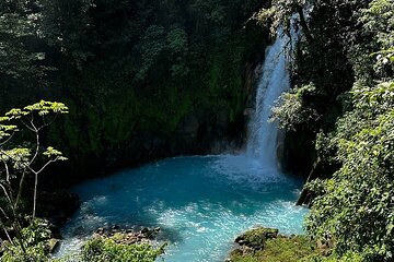 Private Hiking Adventure With Waterfall and Hot Springs