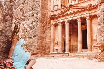 Full-Day Tour of Petra Temple and Jordan from Sharm El Sheikh