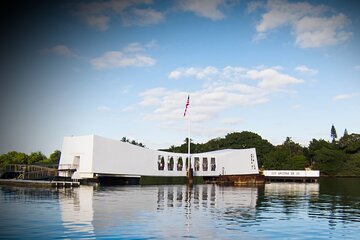 Pearl Harbor,DoleN.shore dole Luxury group priced 7hour tour