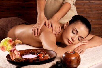 One Hour Full Body Massage in Hurghada 