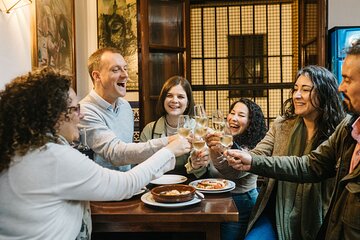 An Evening Out in Seville: Triana Neighborhood Tapas Tour