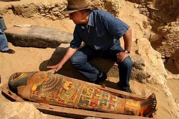 Luxor West Bank By Night and Alabaster Museum Tour with Dinner 