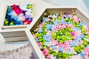 Experience Crafting a Flower-Adorned Miniature Japanese Garden