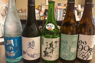 Tasting Food and Japanese Sake in Taito City