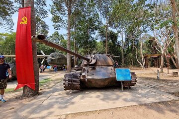 Cu Chi Tunnels and Mekong Delta Small Group Tour