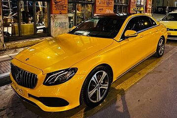 Luxurious Private Transfers Athens airport from to Athens center