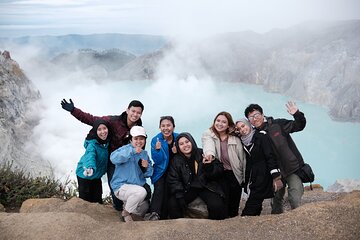 2-Day Tour: Mt Bromo & Kawah Ijen Crater from Surabaya or Malang